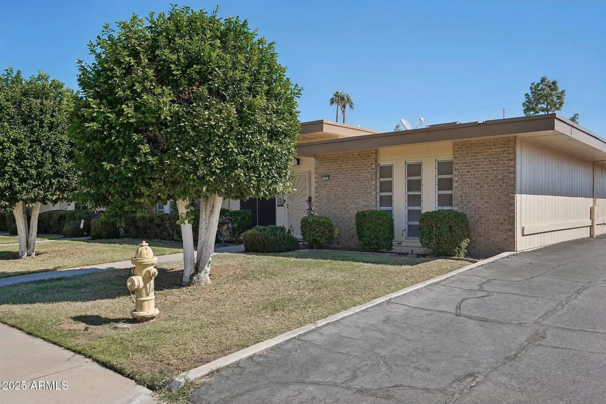 Property Slideshow image 9 of 37 | 13233 n 99th dr, Sun City, AZ, 85351