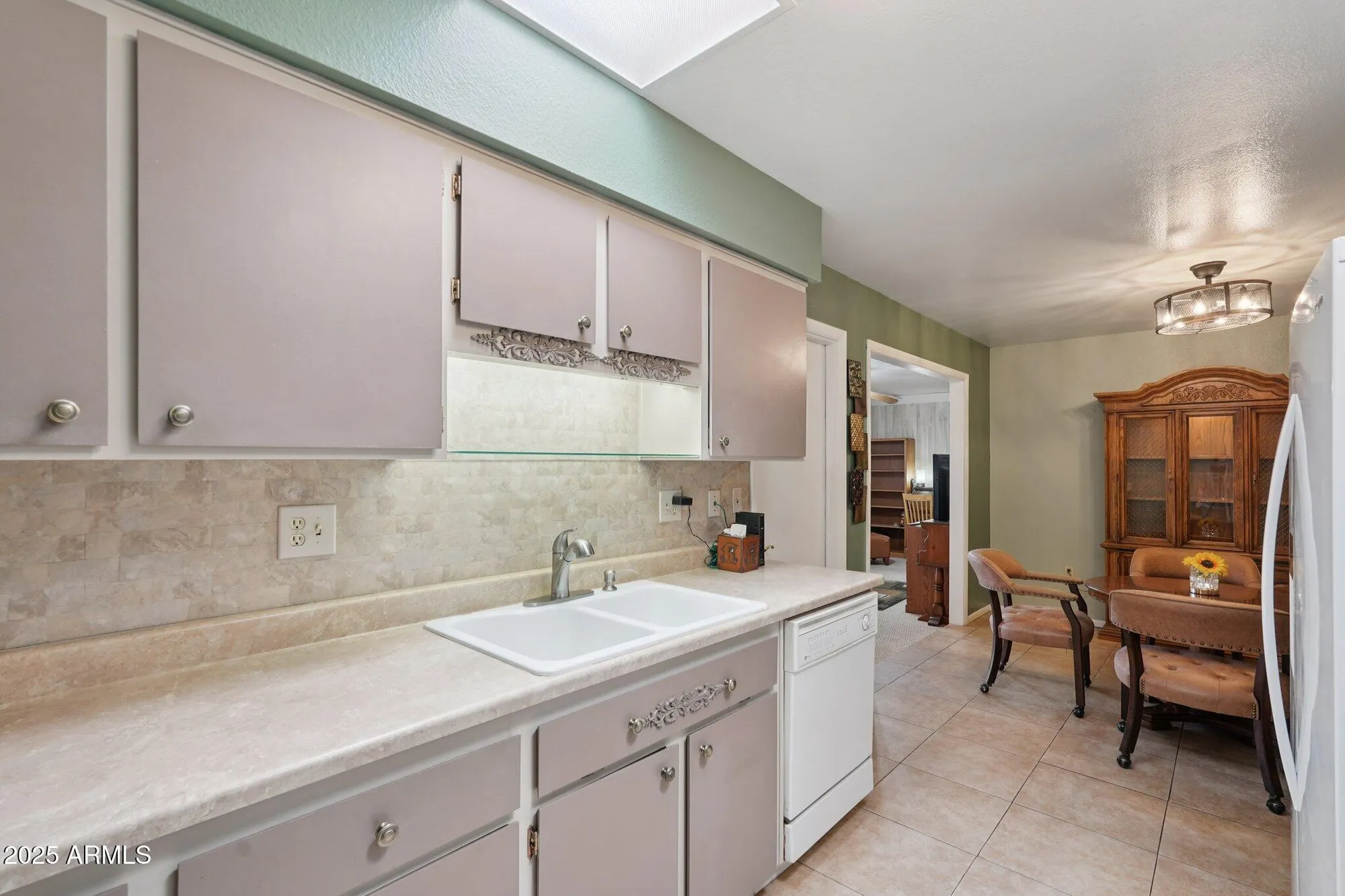 Property Slideshow image 17 of 37 | 13233 n 99th dr, Sun City, AZ, 85351