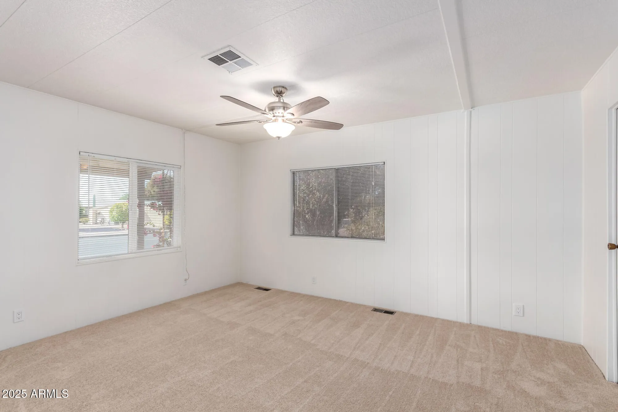 Property Slideshow image 10 of 25 | 430 s 81st pl, Mesa, AZ, 85208