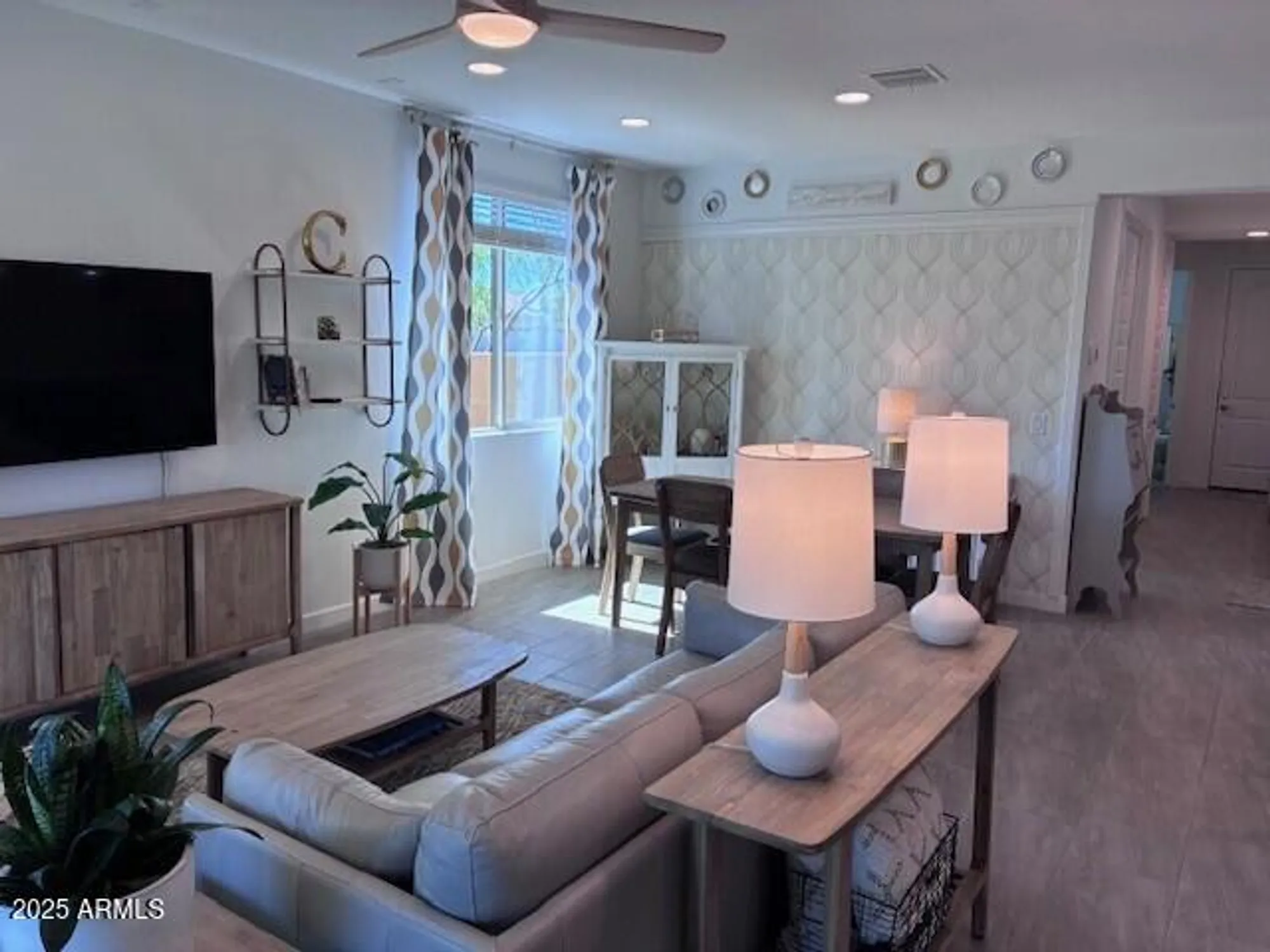 Property Slideshow image 11 of 24 | 24665 n 171st ln, Surprise, AZ, 85387