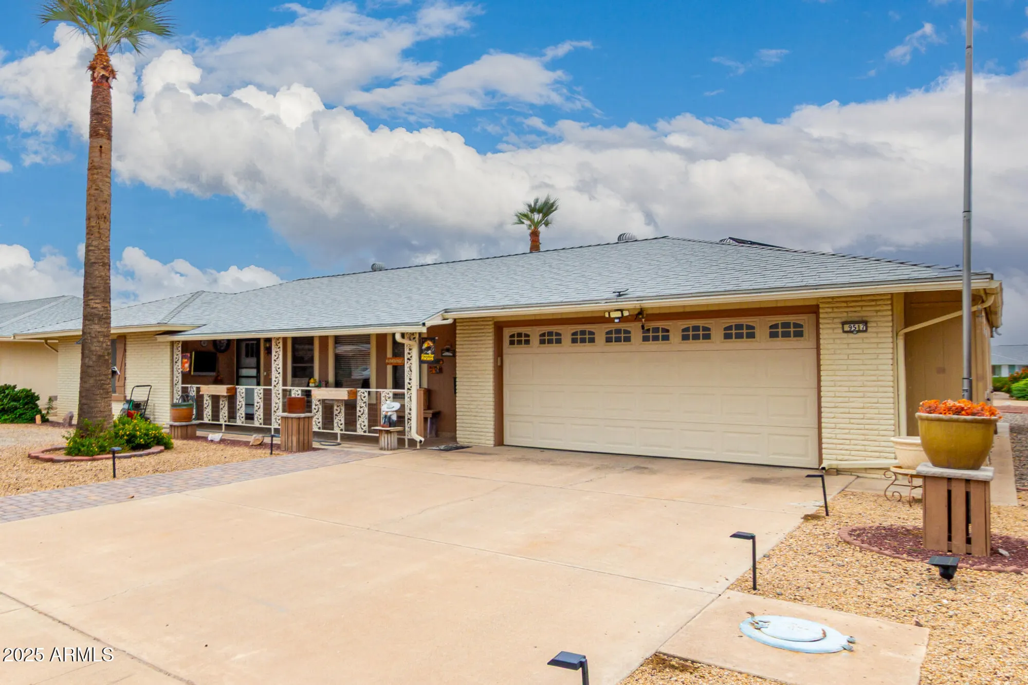 Property Slideshow image 5 of 35 | 9517 w indian hills dr, Sun City, AZ, 85351