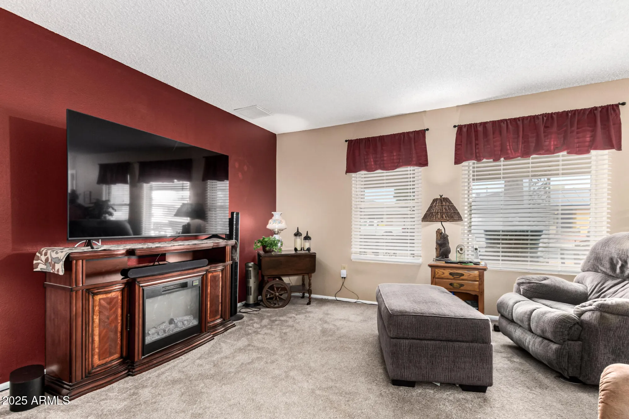 Property Slideshow image 12 of 35 | 9517 w indian hills dr, Sun City, AZ, 85351