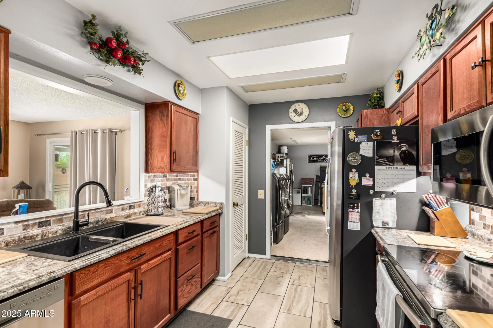 Property Slideshow image 15 of 35 | 9517 w indian hills dr, Sun City, AZ, 85351