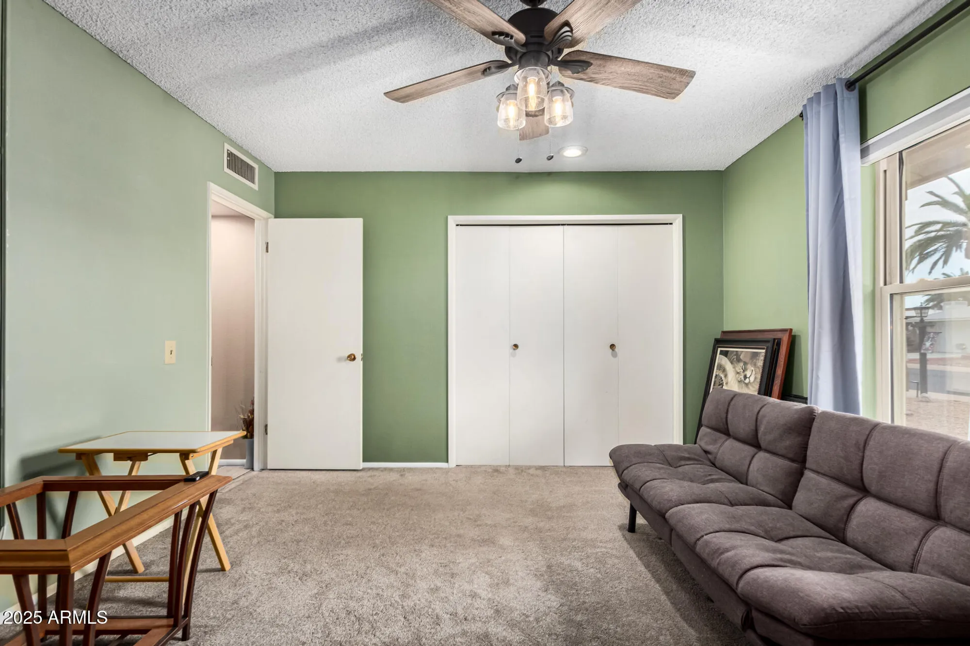 Property Slideshow image 22 of 35 | 9517 w indian hills dr, Sun City, AZ, 85351