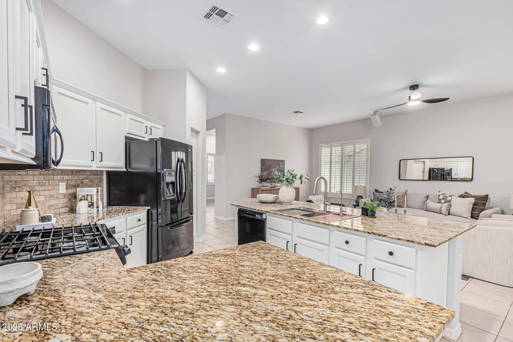 Property Slideshow image 10 of 63 | 5035 s ranger trl, Gilbert, AZ, 85298