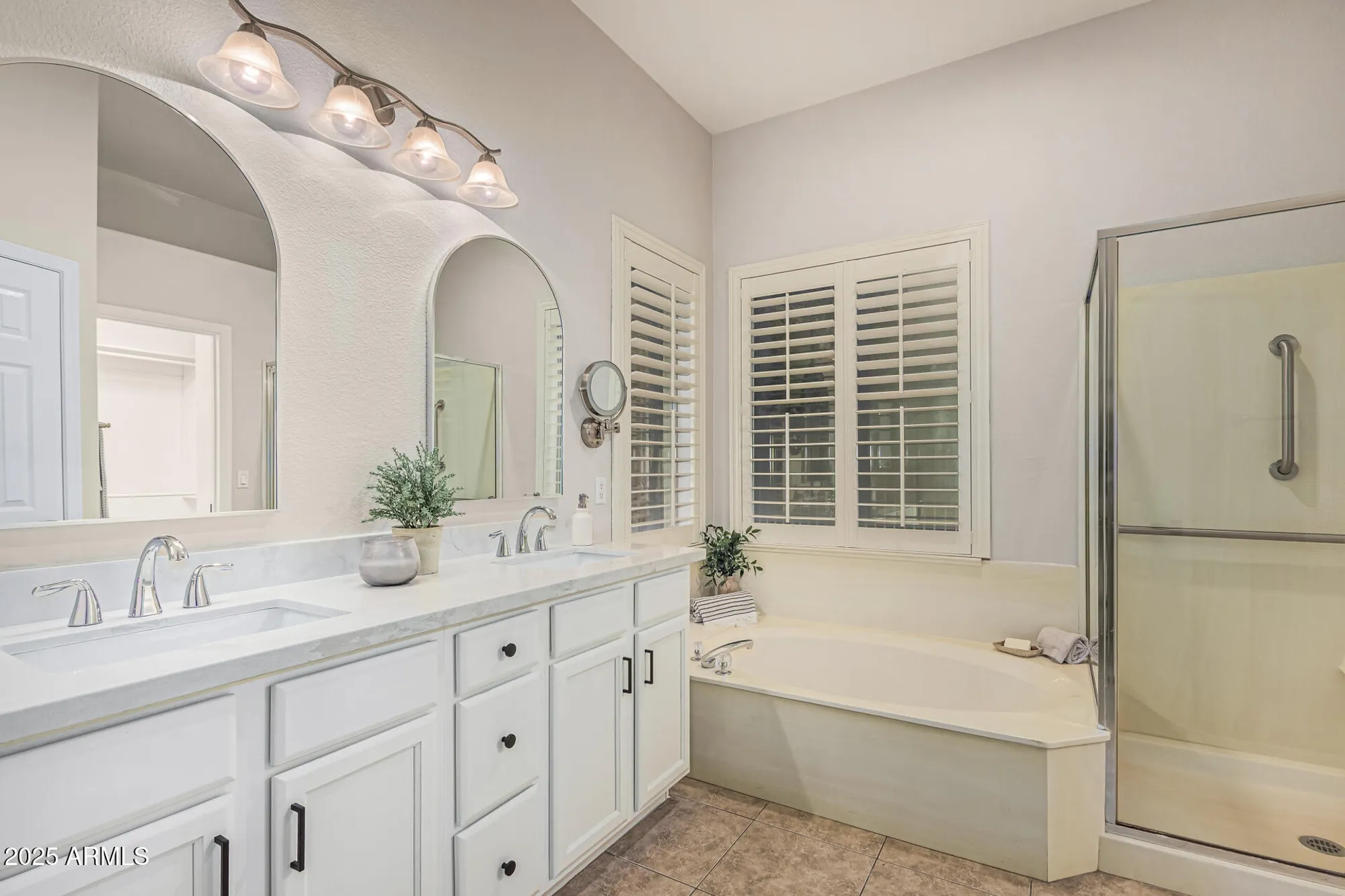 Property Slideshow image 14 of 63 | 5035 s ranger trl, Gilbert, AZ, 85298