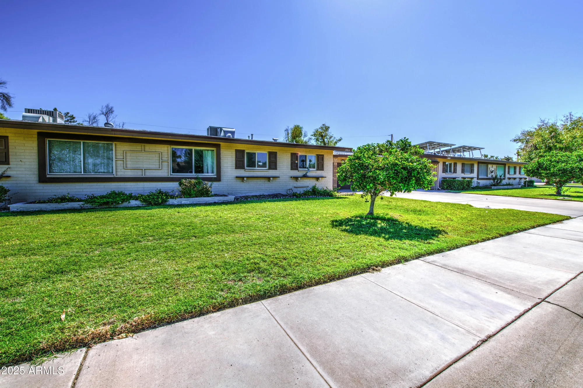 Property Slideshow image 5 of 31 | 10013 w lakeview cir, Sun City, AZ, 85351