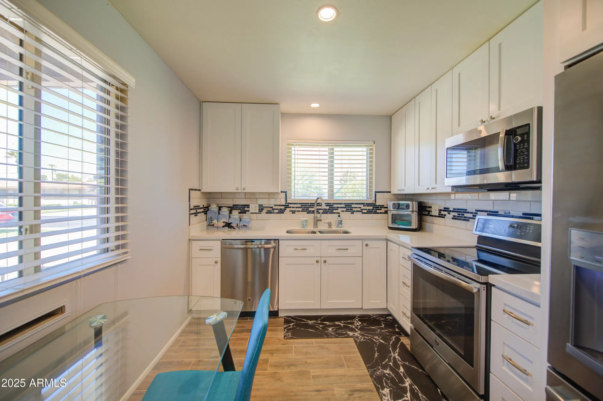 Property Slideshow image 14 of 31 | 10013 w lakeview cir, Sun City, AZ, 85351