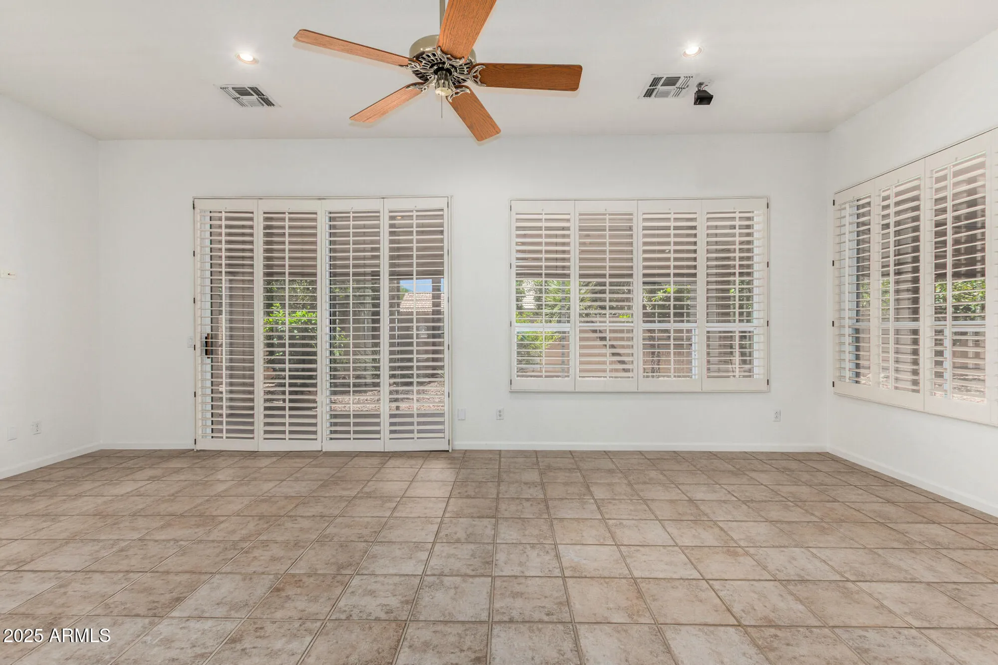 Property Slideshow image 19 of 68 | 9011 e emerald dr, Sun Lakes, AZ, 85248