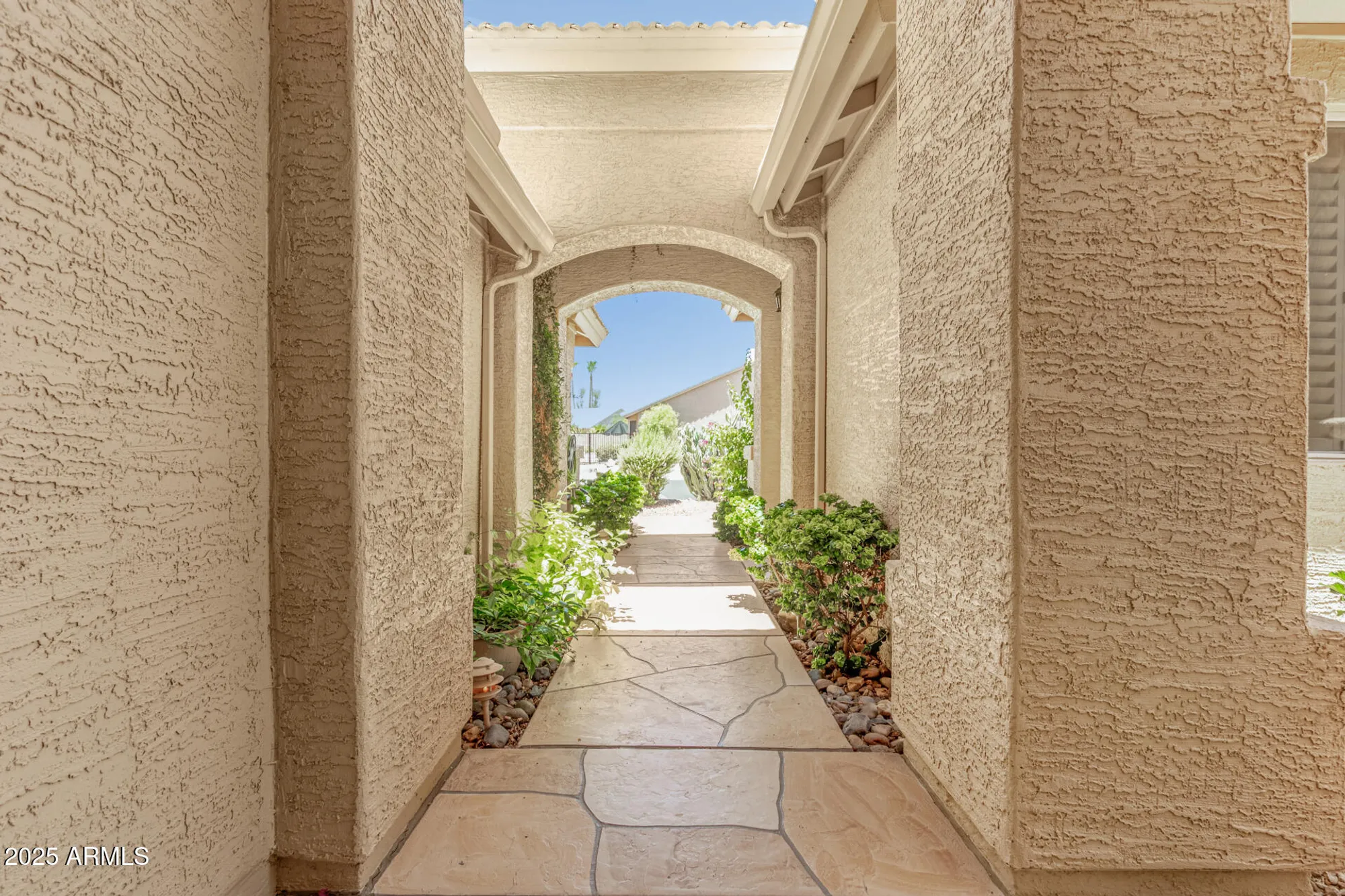 Property Slideshow image 8 of 68 | 9011 e emerald dr, Sun Lakes, AZ, 85248
