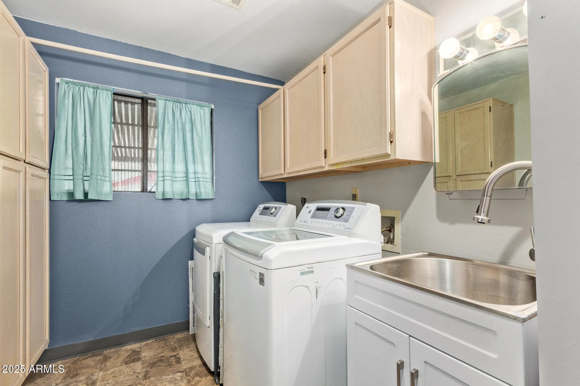 Property Slideshow image 19 of 35 | 6646 e dodge st, Mesa, AZ, 85205