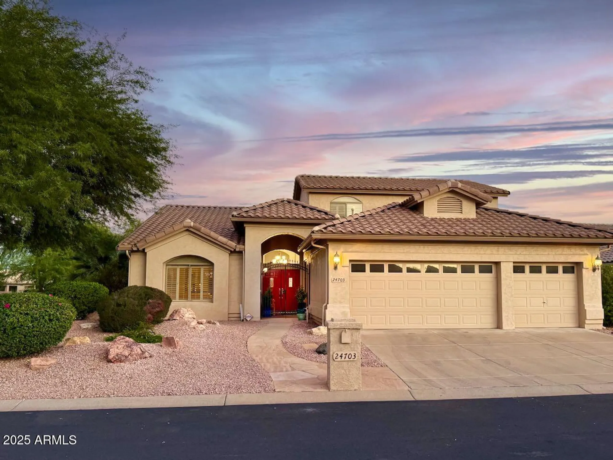 Property Slideshow image 1 of 61 | 24703 s desert dr, Sun Lakes, AZ, 85248