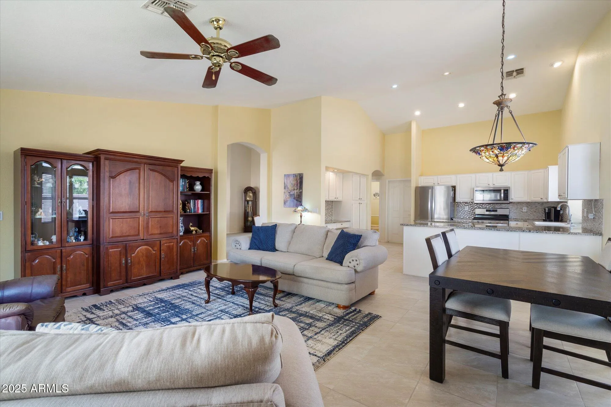 Property Slideshow image 6 of 31 | 8306 w escuda dr, Peoria, AZ, 85382