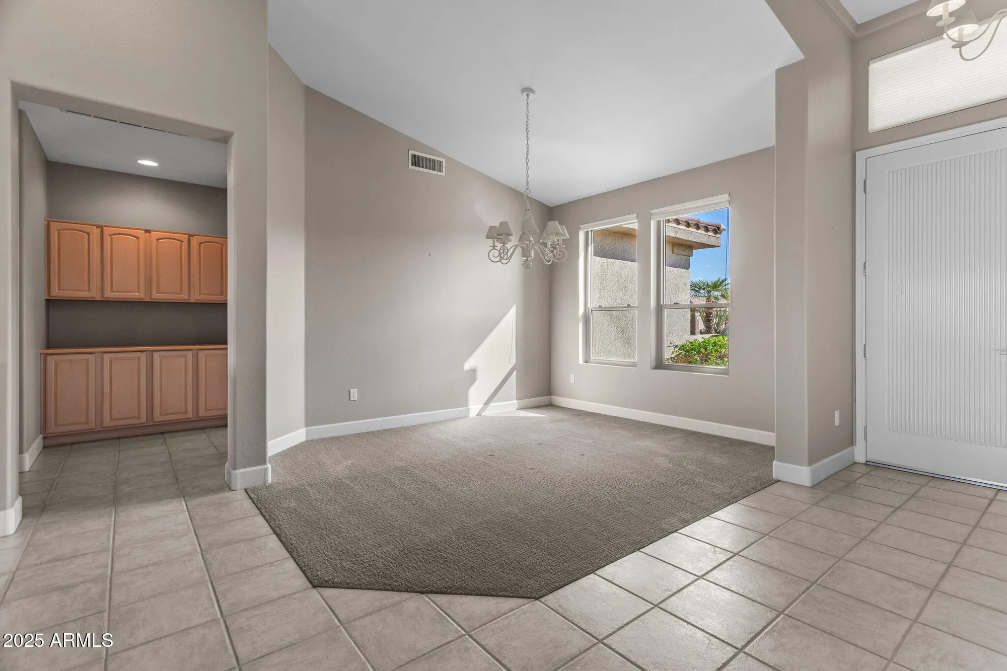 Property Slideshow image 6 of 54 | 17522 n ironhorse dr, Surprise, AZ, 85374