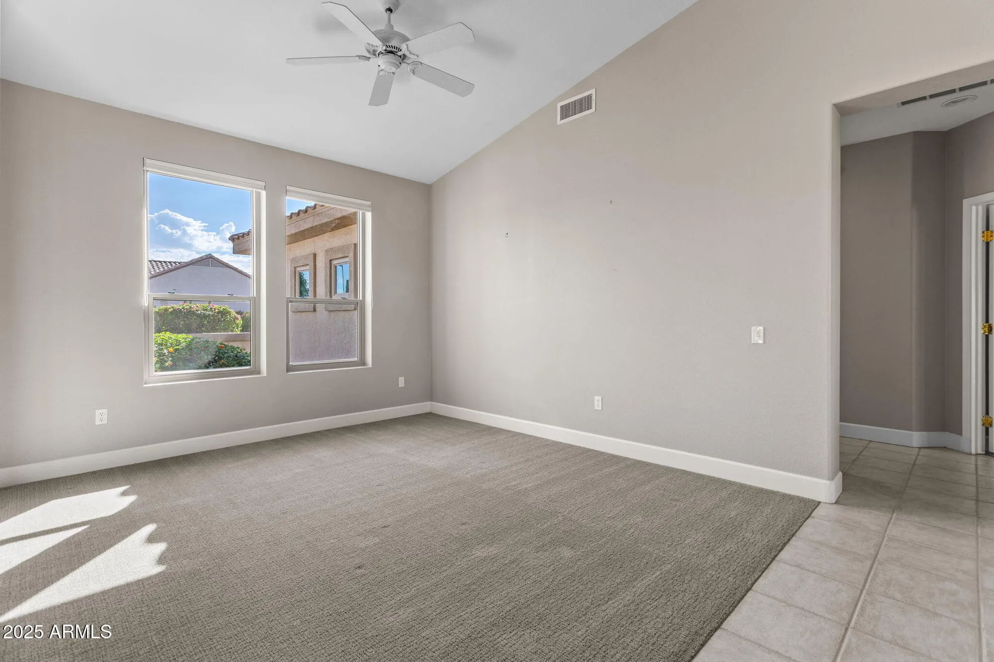 Property Slideshow image 8 of 54 | 17522 n ironhorse dr, Surprise, AZ, 85374