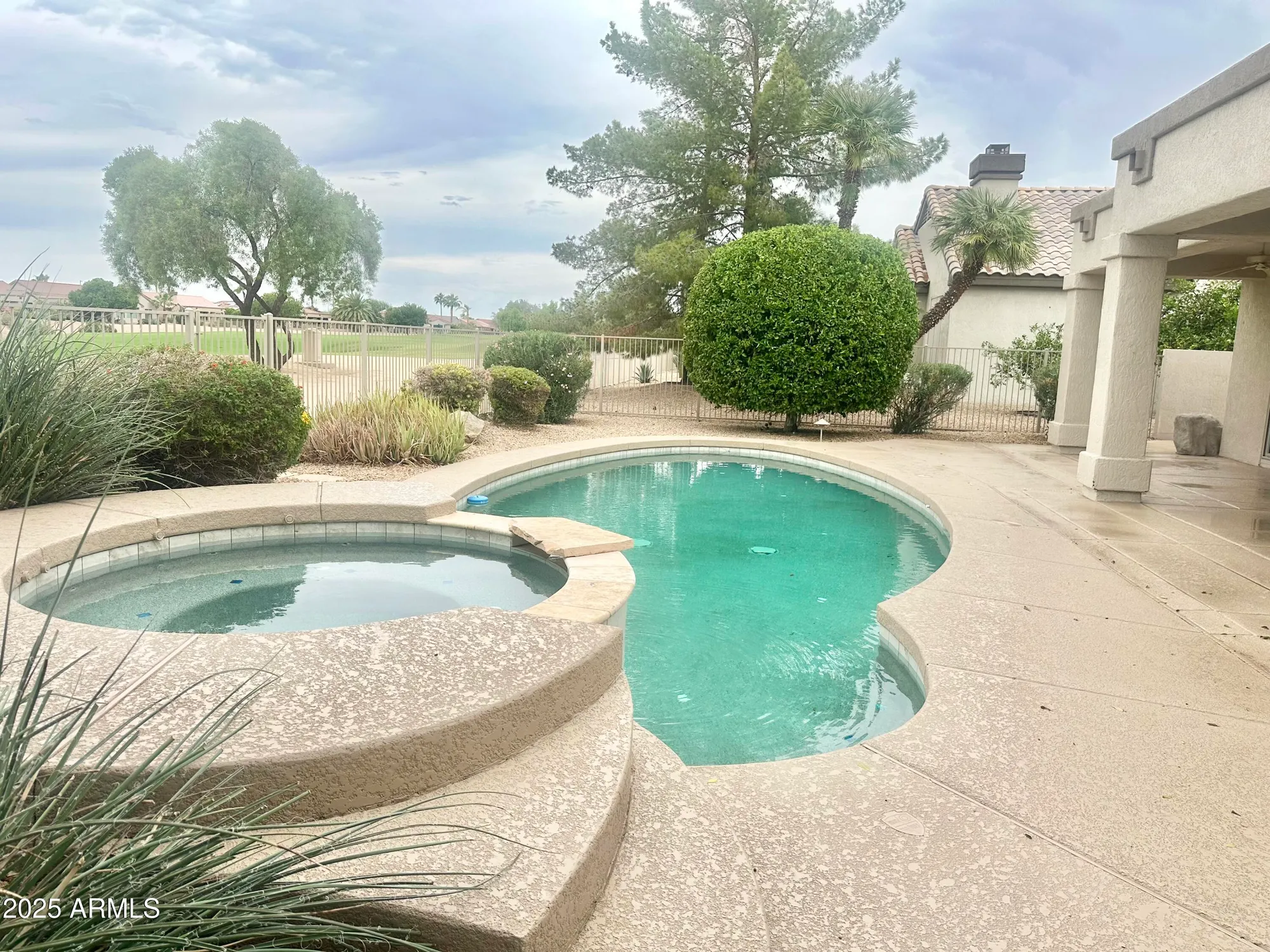 Property Slideshow image 44 of 54 | 17522 n ironhorse dr, Surprise, AZ, 85374