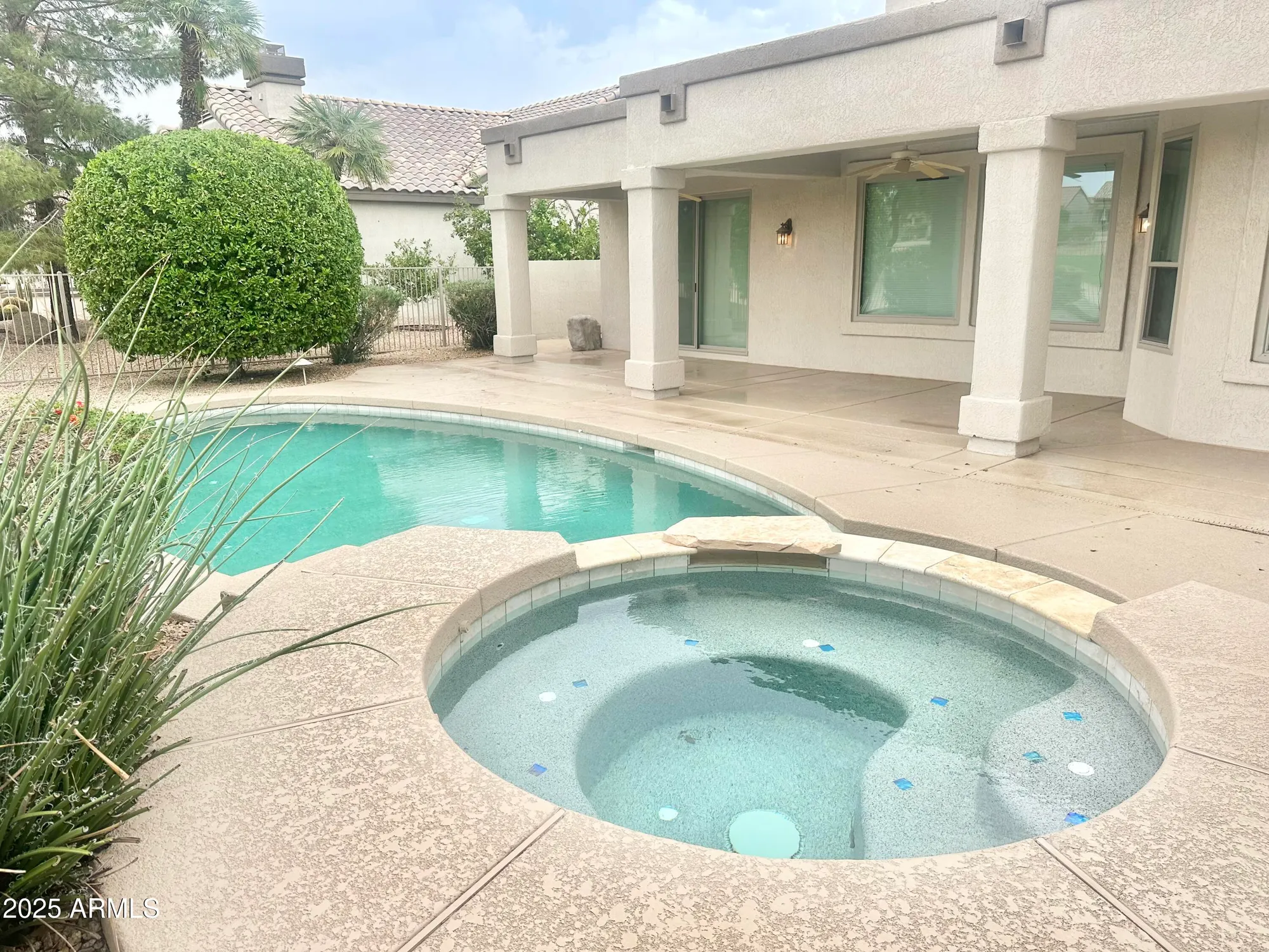 Property Slideshow image 45 of 54 | 17522 n ironhorse dr, Surprise, AZ, 85374