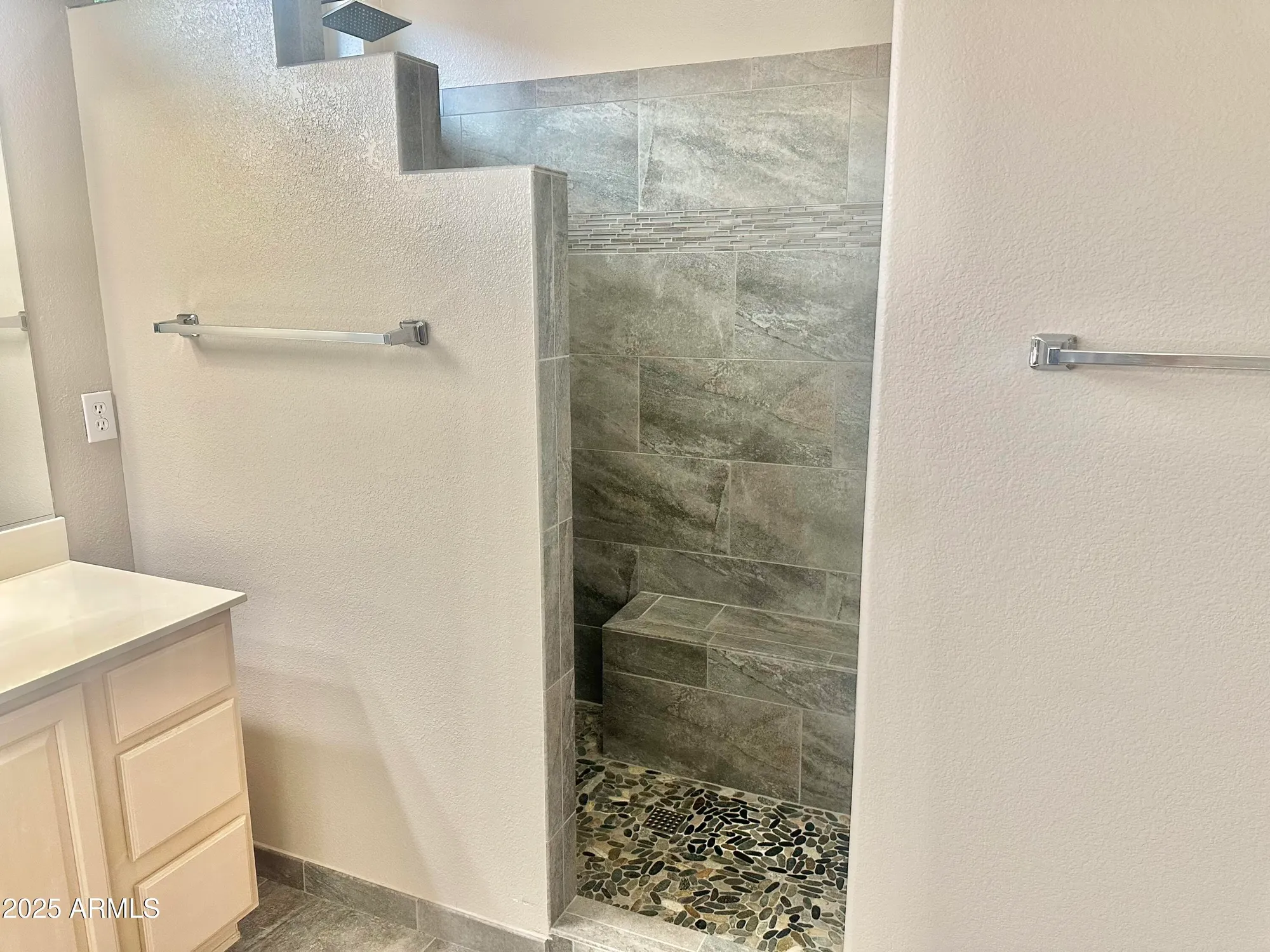 Property Slideshow image 26 of 54 | 17522 n ironhorse dr, Surprise, AZ, 85374