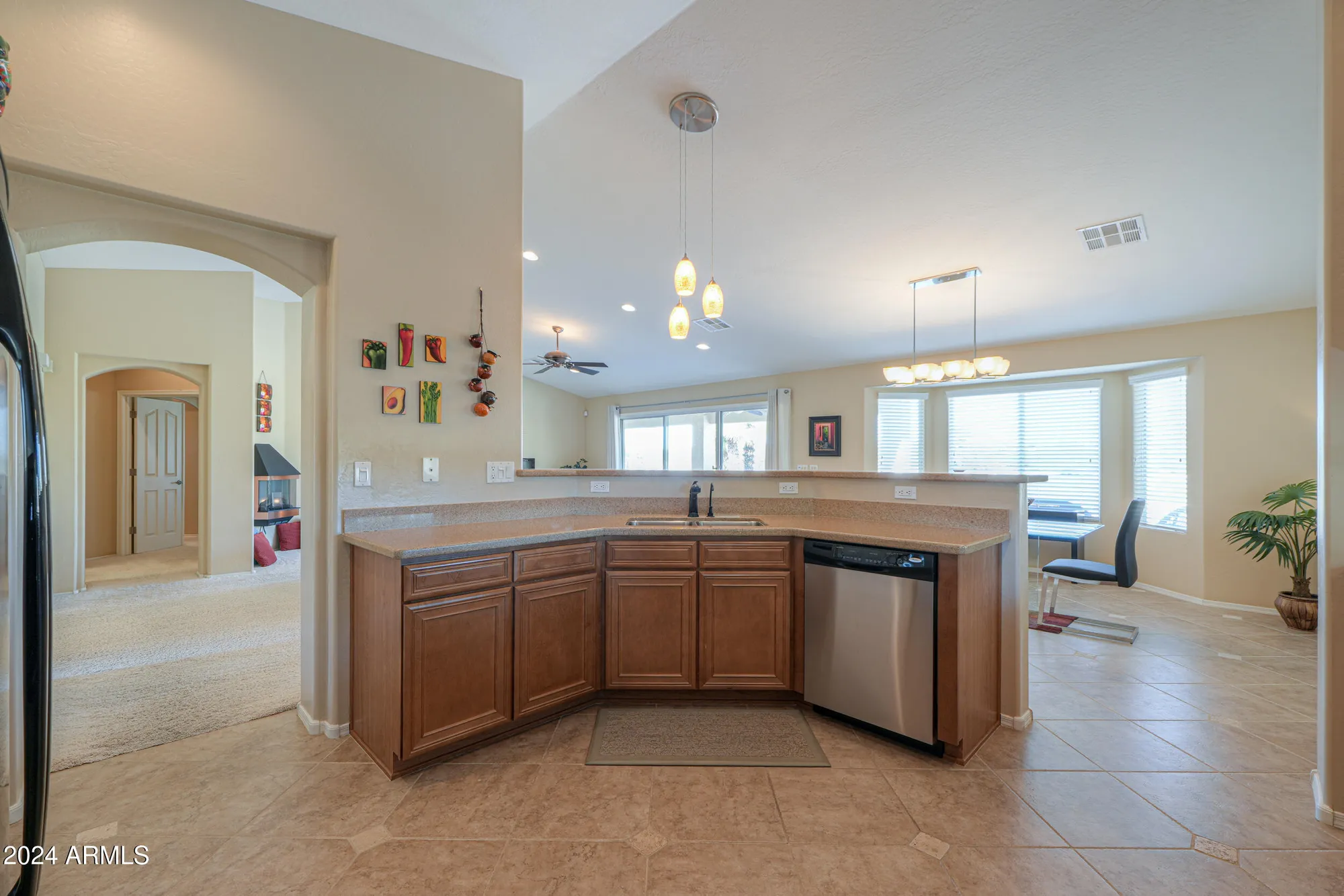 Property Slideshow image 27 of 69 | 2596 e desert wind dr, Casa Grande, AZ, 85194