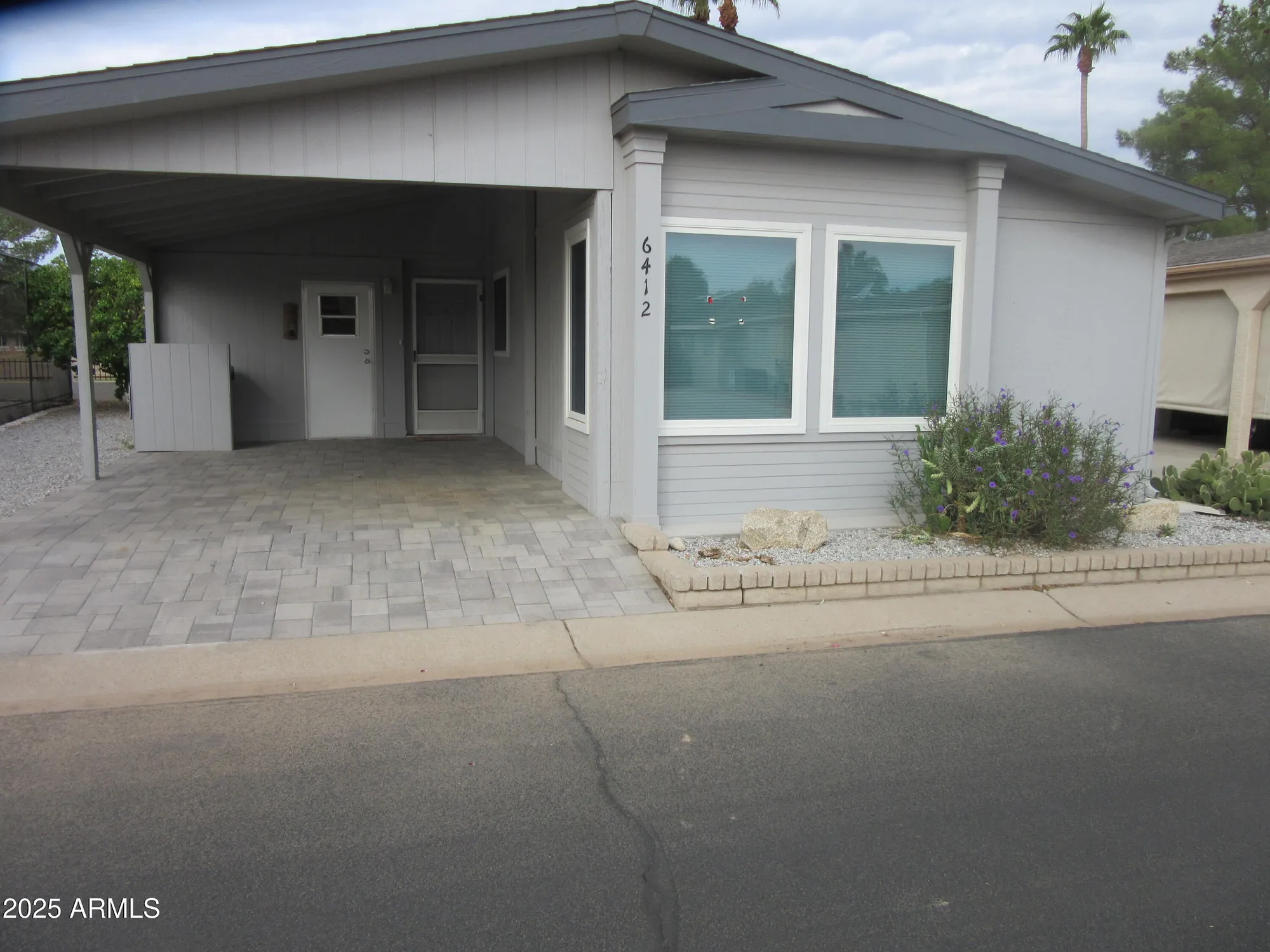 Property Slideshow image 1 of 34 | 6412 s oakmont dr, Chandler, AZ, 85249