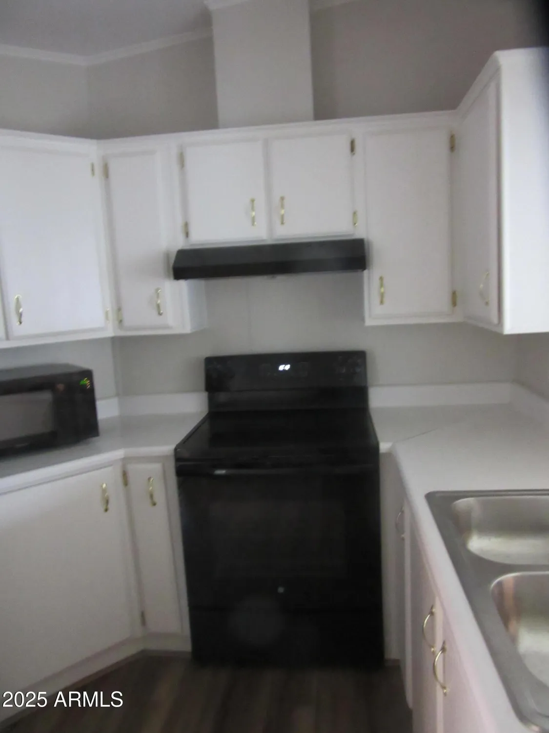 Property Slideshow image 11 of 34 | 6412 s oakmont dr, Chandler, AZ, 85249