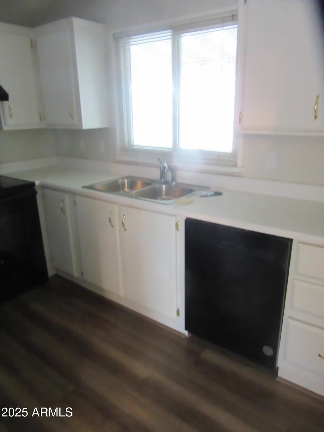 Property Slideshow image 7 of 34 | 6412 s oakmont dr, Chandler, AZ, 85249