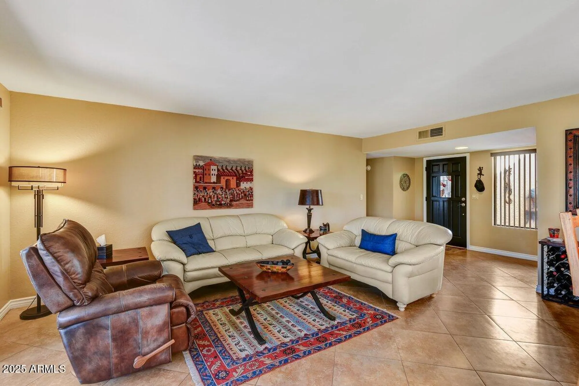 Property Slideshow image 7 of 21 | 9727 w kerry ln, Peoria, AZ, 85382