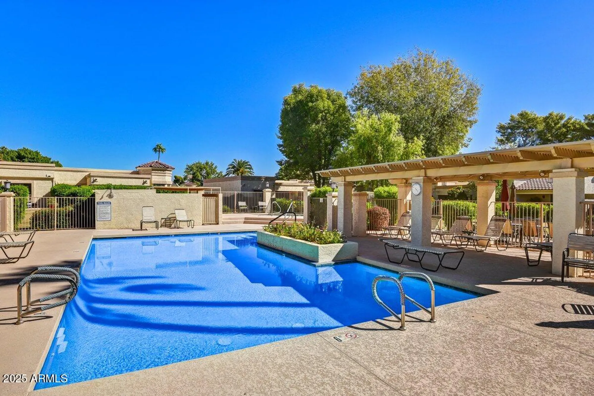 Property Slideshow image 17 of 21 | 9727 w kerry ln, Peoria, AZ, 85382