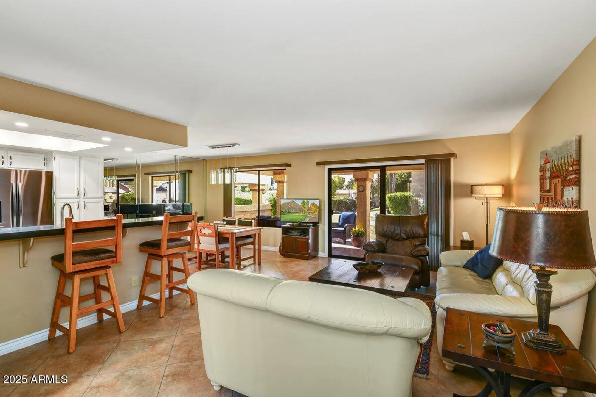 Property Slideshow image 2 of 21 | 9727 w kerry ln, Peoria, AZ, 85382