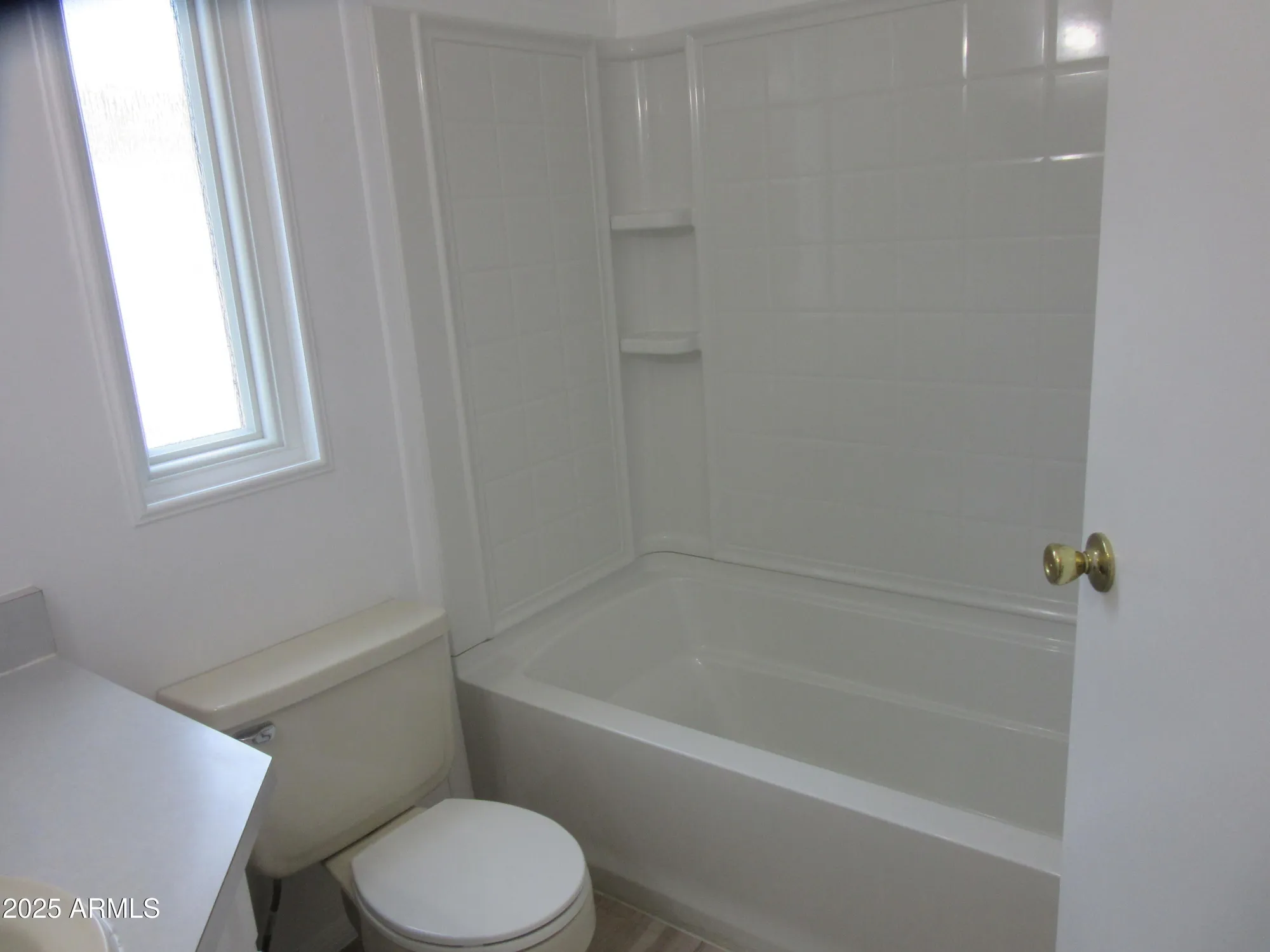 Property Slideshow image 25 of 34 | 6412 s oakmont dr, Chandler, AZ, 85249