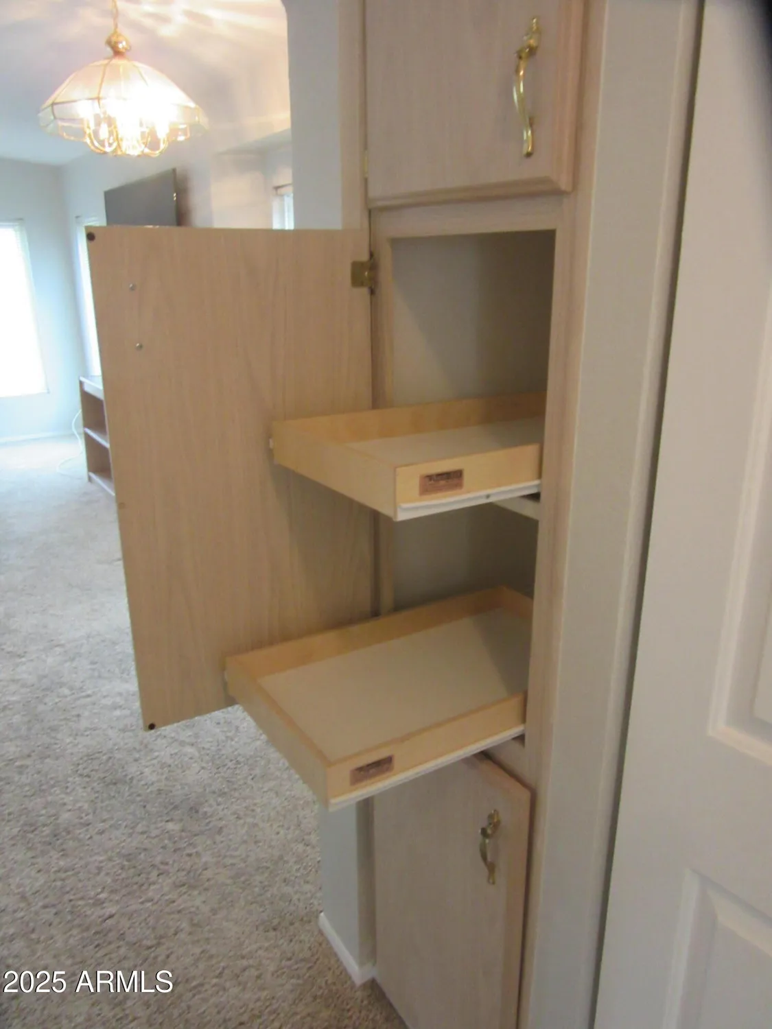 Property Slideshow image 19 of 34 | 6412 s oakmont dr, Chandler, AZ, 85249