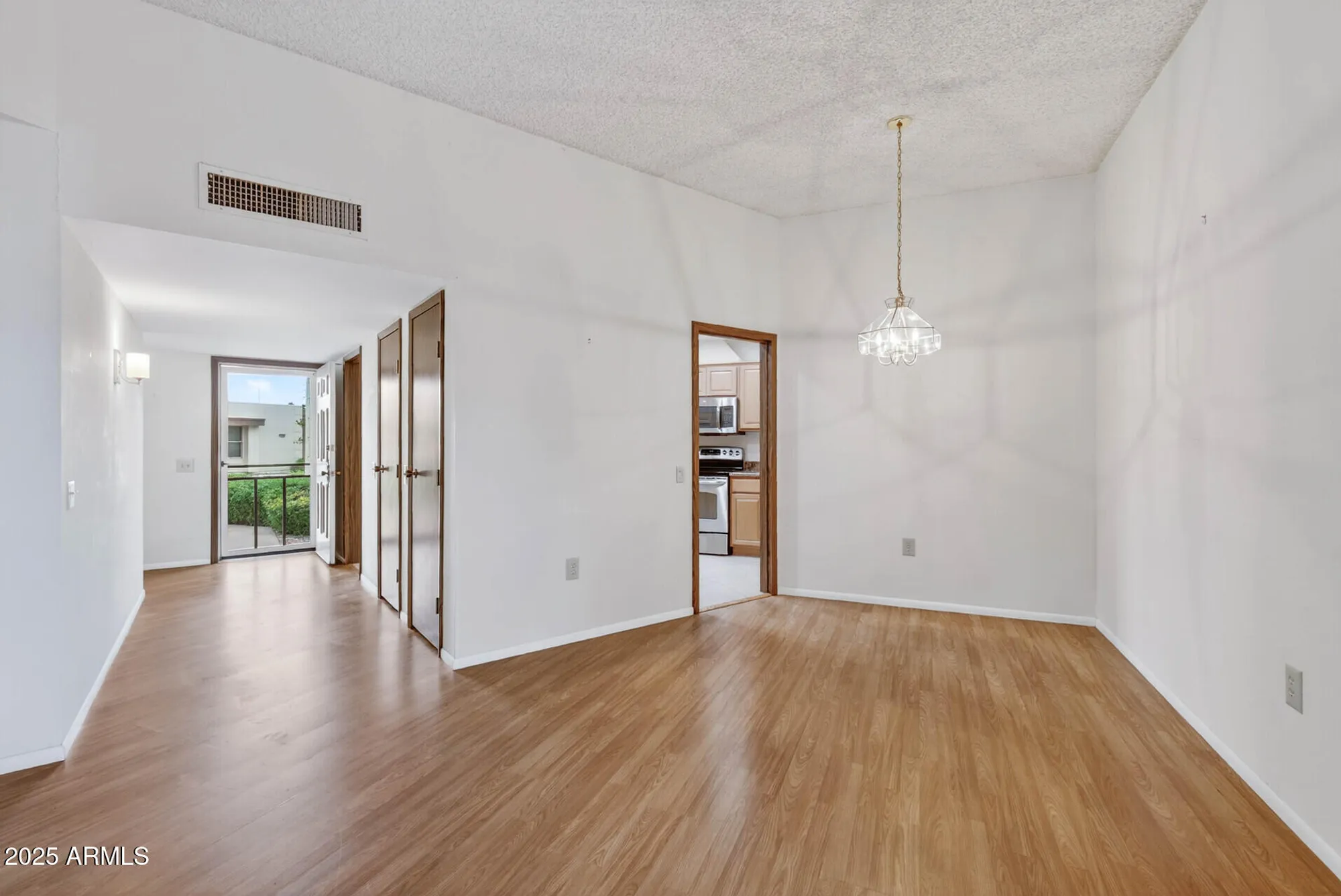 Property Slideshow image 7 of 45 | 17436 n 105th ave, Sun City, AZ, 85373