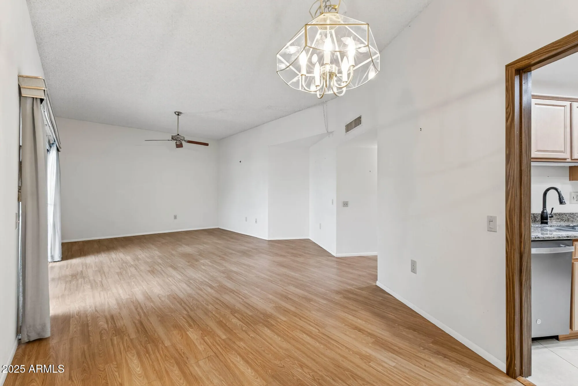 Property Slideshow image 8 of 45 | 17436 n 105th ave, Sun City, AZ, 85373