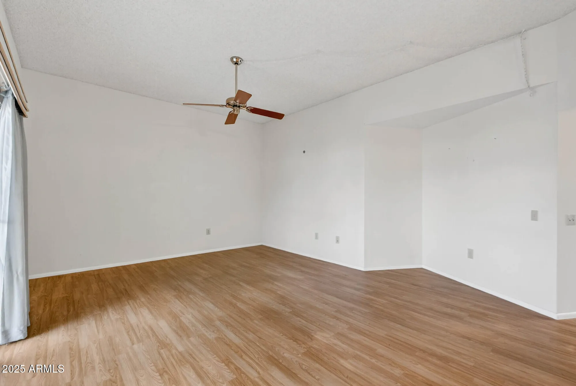 Property Slideshow image 12 of 45 | 17436 n 105th ave, Sun City, AZ, 85373