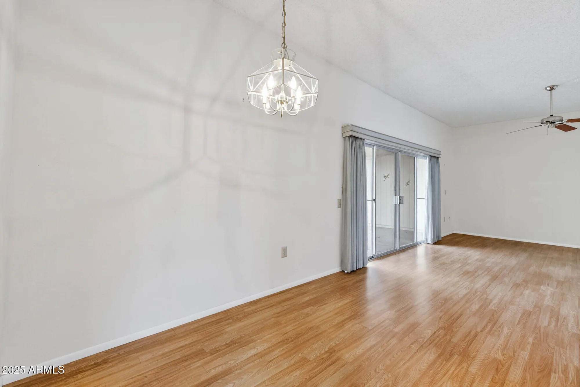 Property Slideshow image 9 of 45 | 17436 n 105th ave, Sun City, AZ, 85373