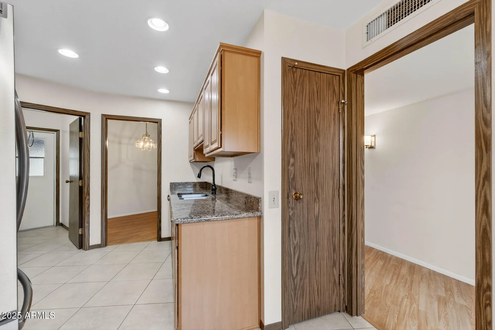 Property Slideshow image 16 of 45 | 17436 n 105th ave, Sun City, AZ, 85373