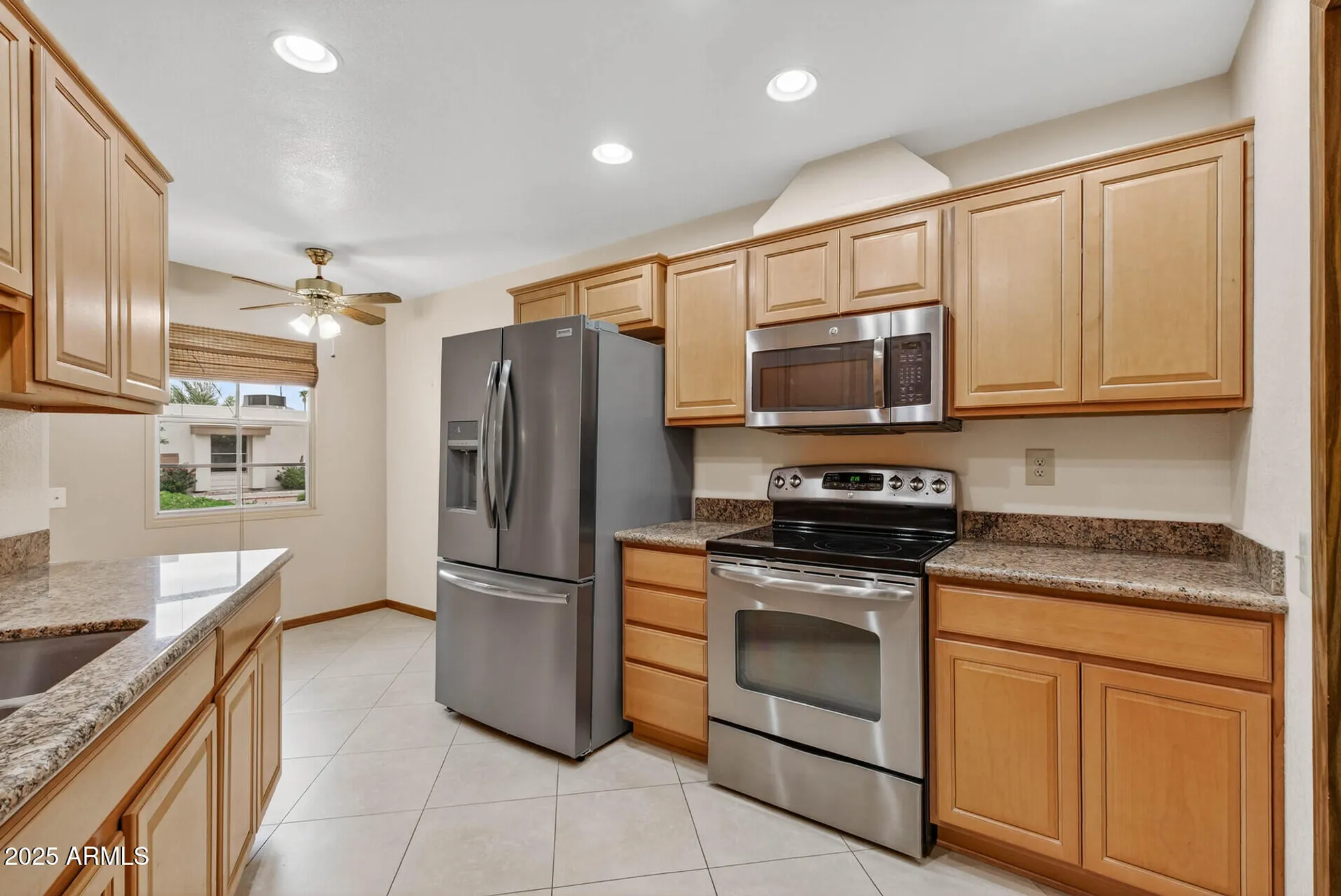 Property Slideshow image 18 of 45 | 17436 n 105th ave, Sun City, AZ, 85373