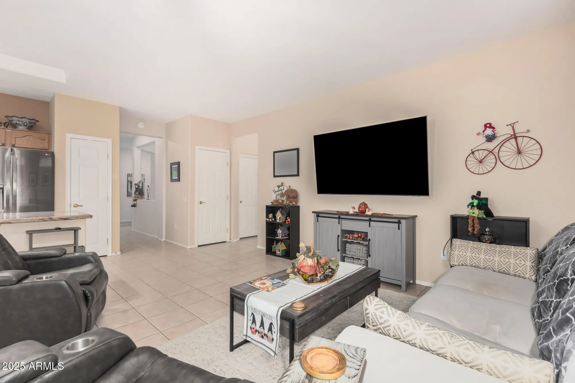 Property Slideshow image 19 of 51 | 20442 n palm canyon dr, Surprise, AZ, 85374