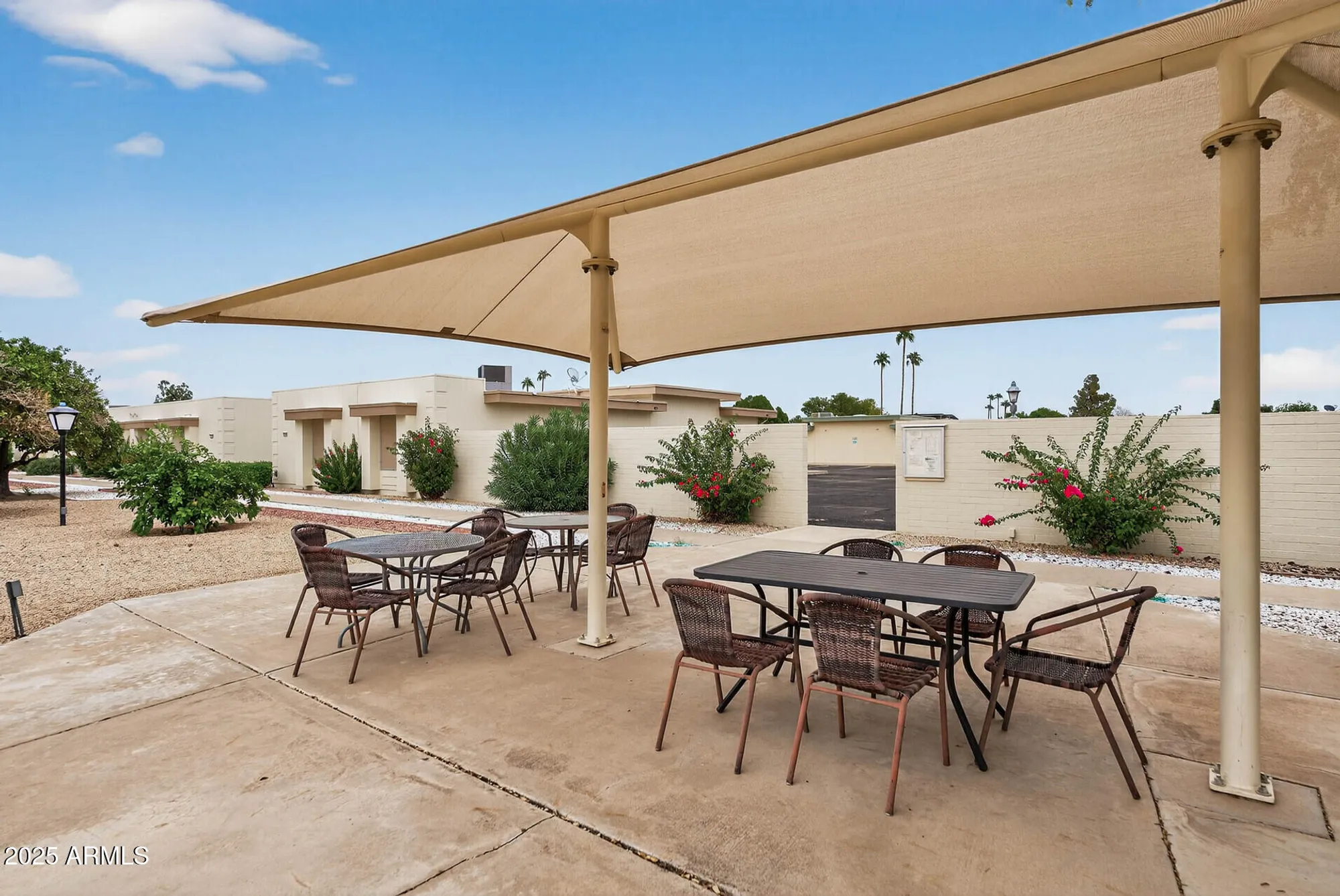 Property Slideshow image 35 of 45 | 17436 n 105th ave, Sun City, AZ, 85373