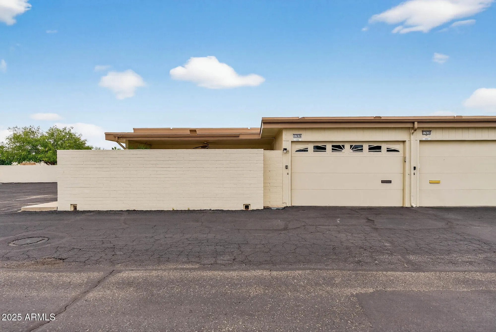 Property Slideshow image 41 of 45 | 17436 n 105th ave, Sun City, AZ, 85373