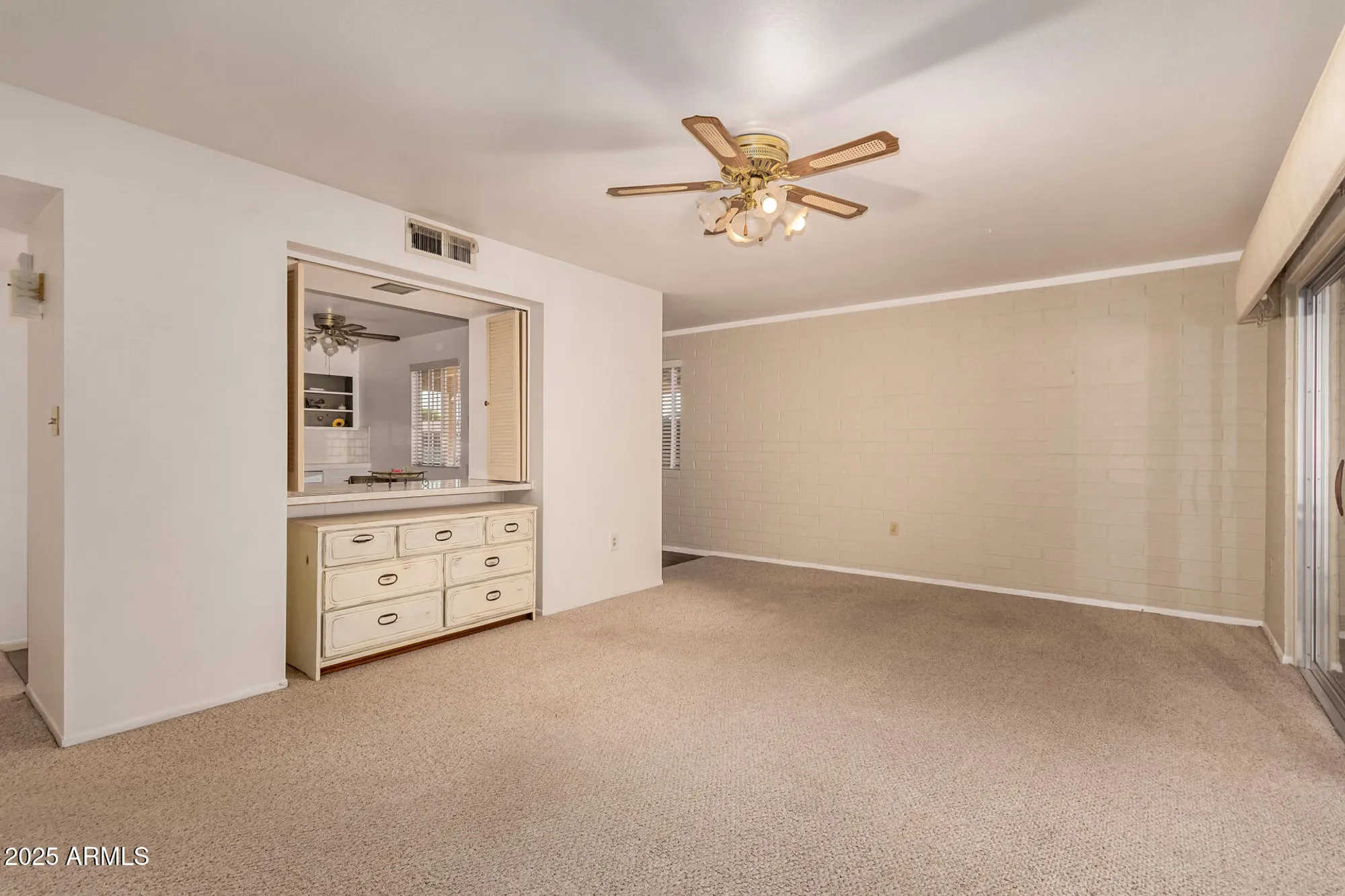 Property Slideshow image 6 of 28 | 11054 n coggins dr, Sun City, AZ, 85351