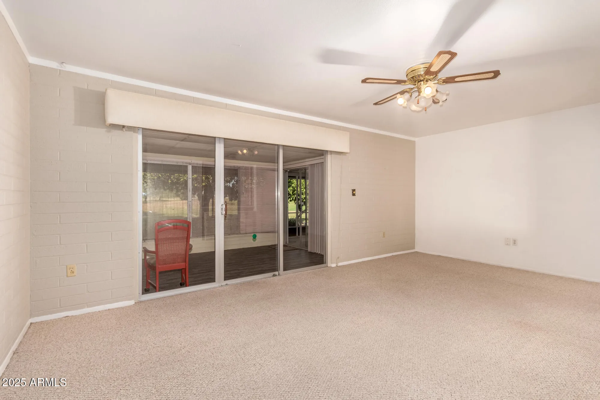 Property Slideshow image 8 of 28 | 11054 n coggins dr, Sun City, AZ, 85351