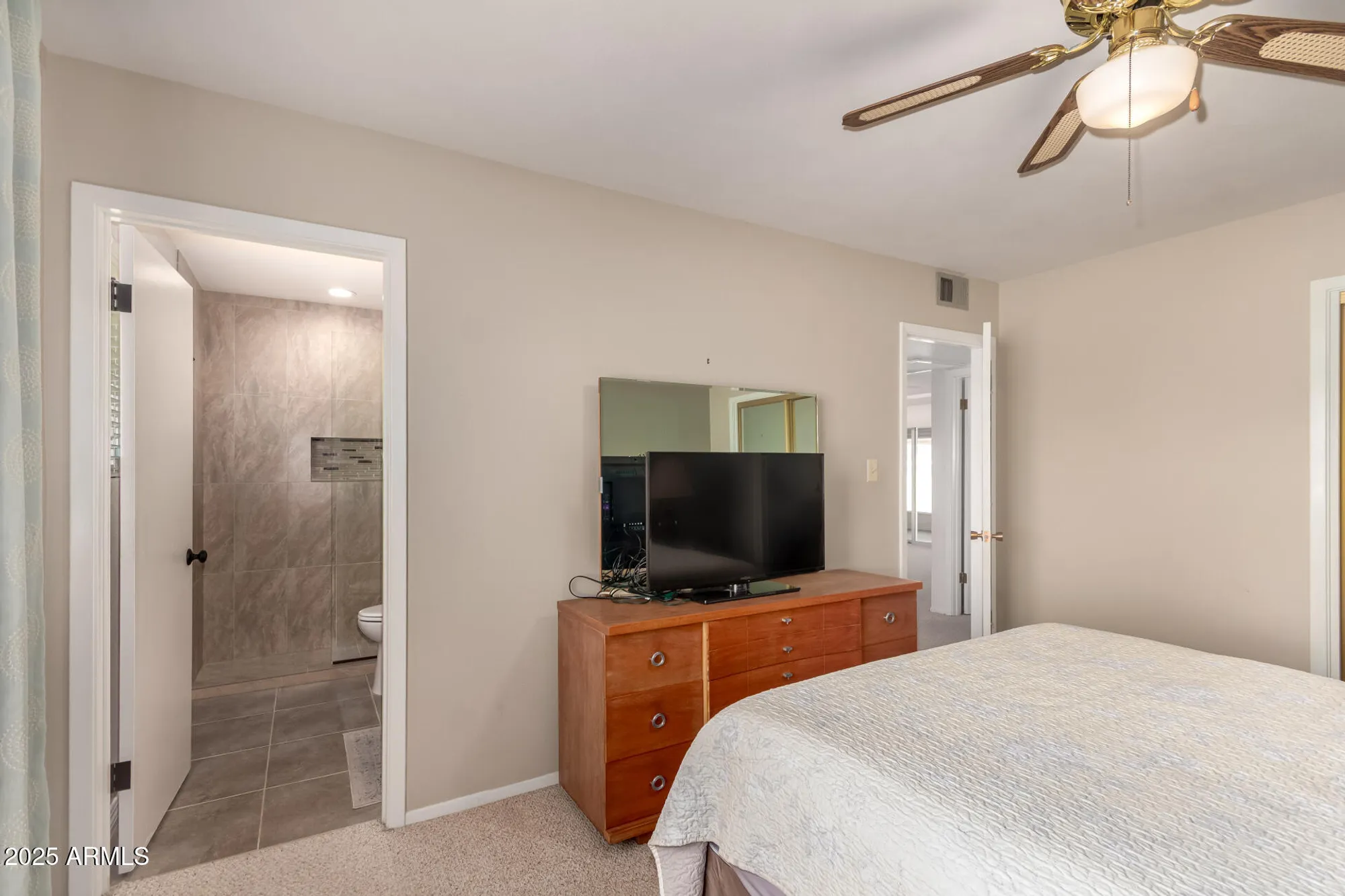 Property Slideshow image 10 of 28 | 11054 n coggins dr, Sun City, AZ, 85351