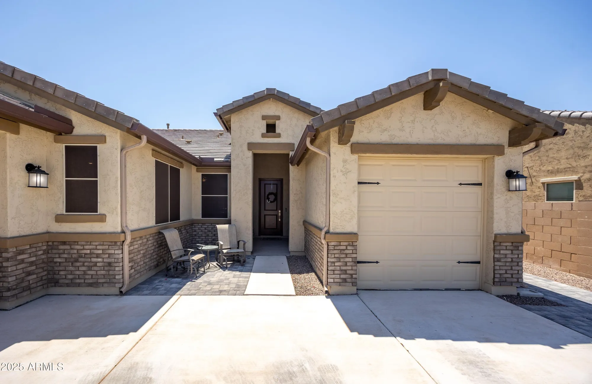 Property Slideshow image 4 of 38 | 18493 w hiddenview dr, Goodyear, AZ, 85338