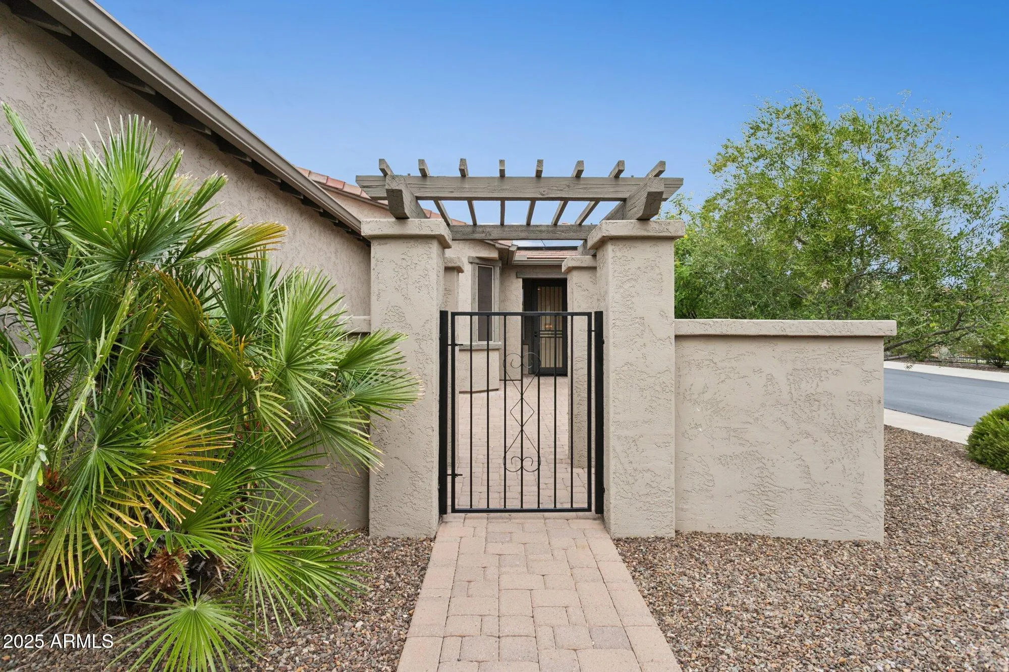 Property Slideshow image 4 of 61 | 12958 w fossil dr, Peoria, AZ, 85383