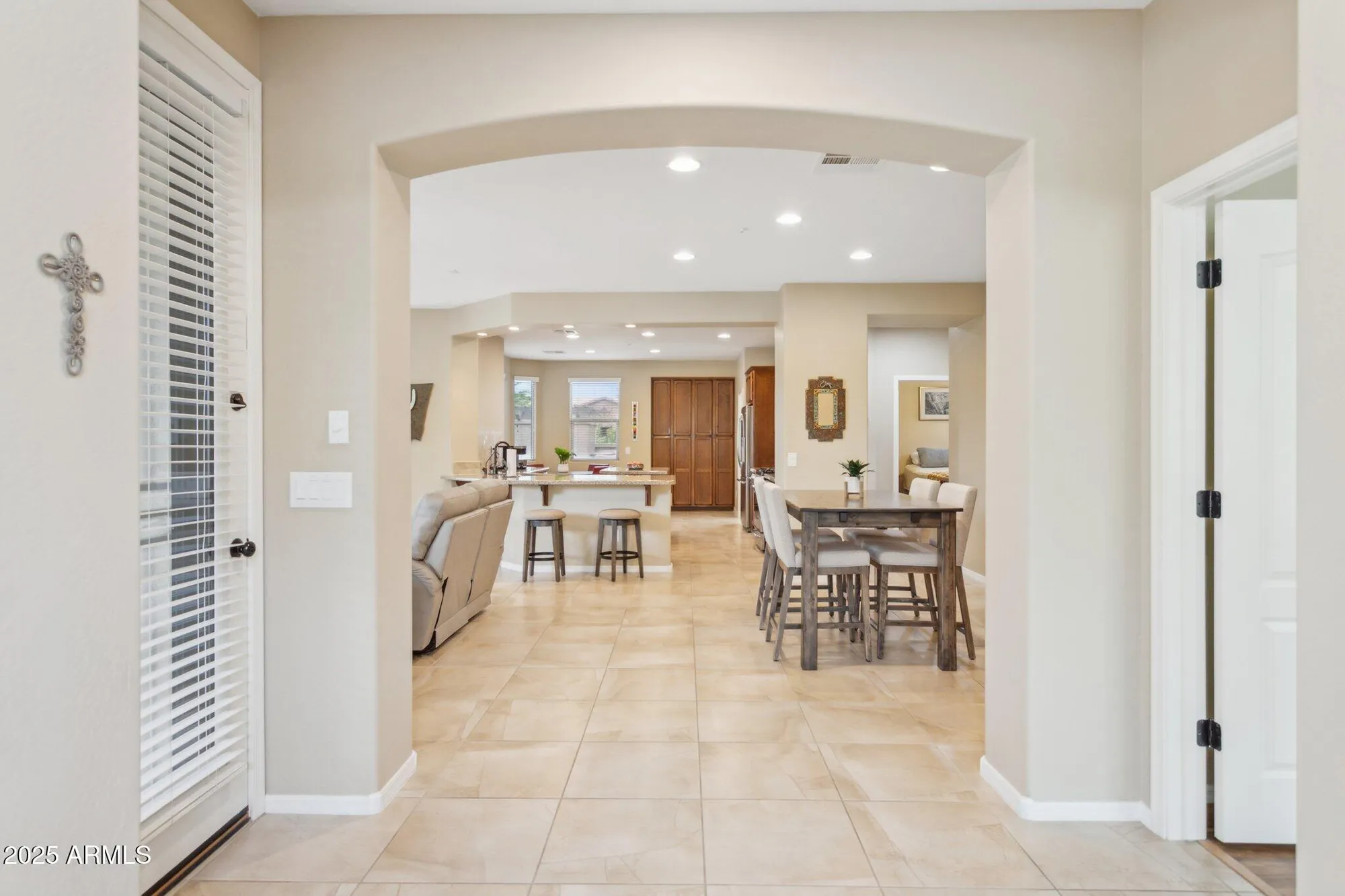 Property Slideshow image 18 of 61 | 12958 w fossil dr, Peoria, AZ, 85383