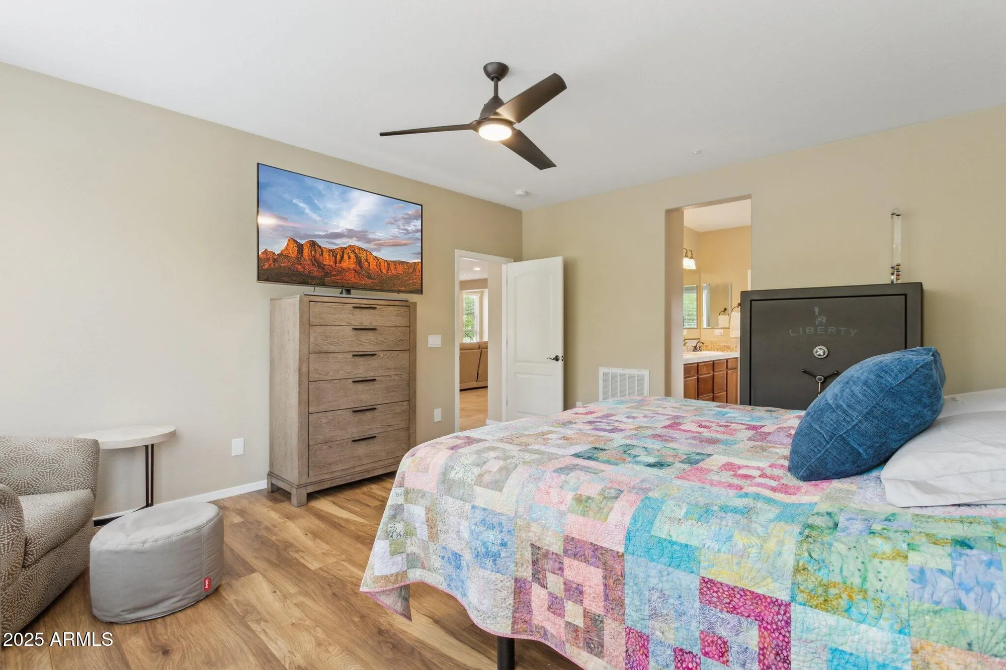 Property Slideshow image 20 of 61 | 12958 w fossil dr, Peoria, AZ, 85383