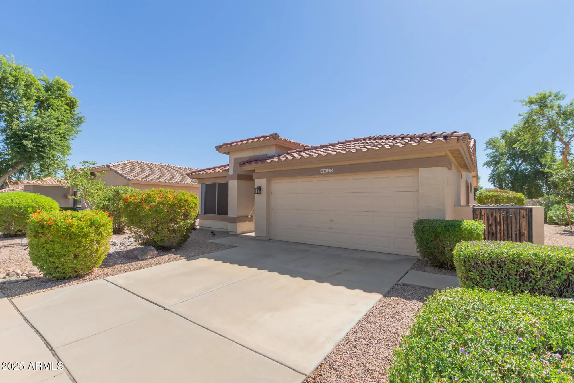 Property Slideshow image 3 of 47 | 4613 e walnut rd, Gilbert, AZ, 85298