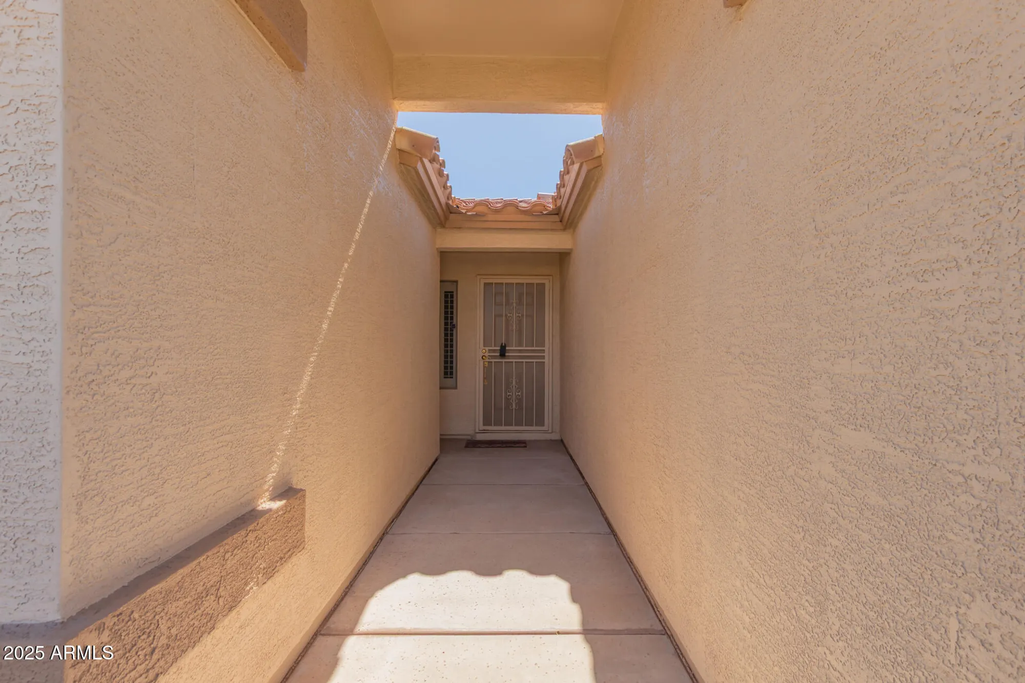 Property Slideshow image 4 of 47 | 4613 e walnut rd, Gilbert, AZ, 85298