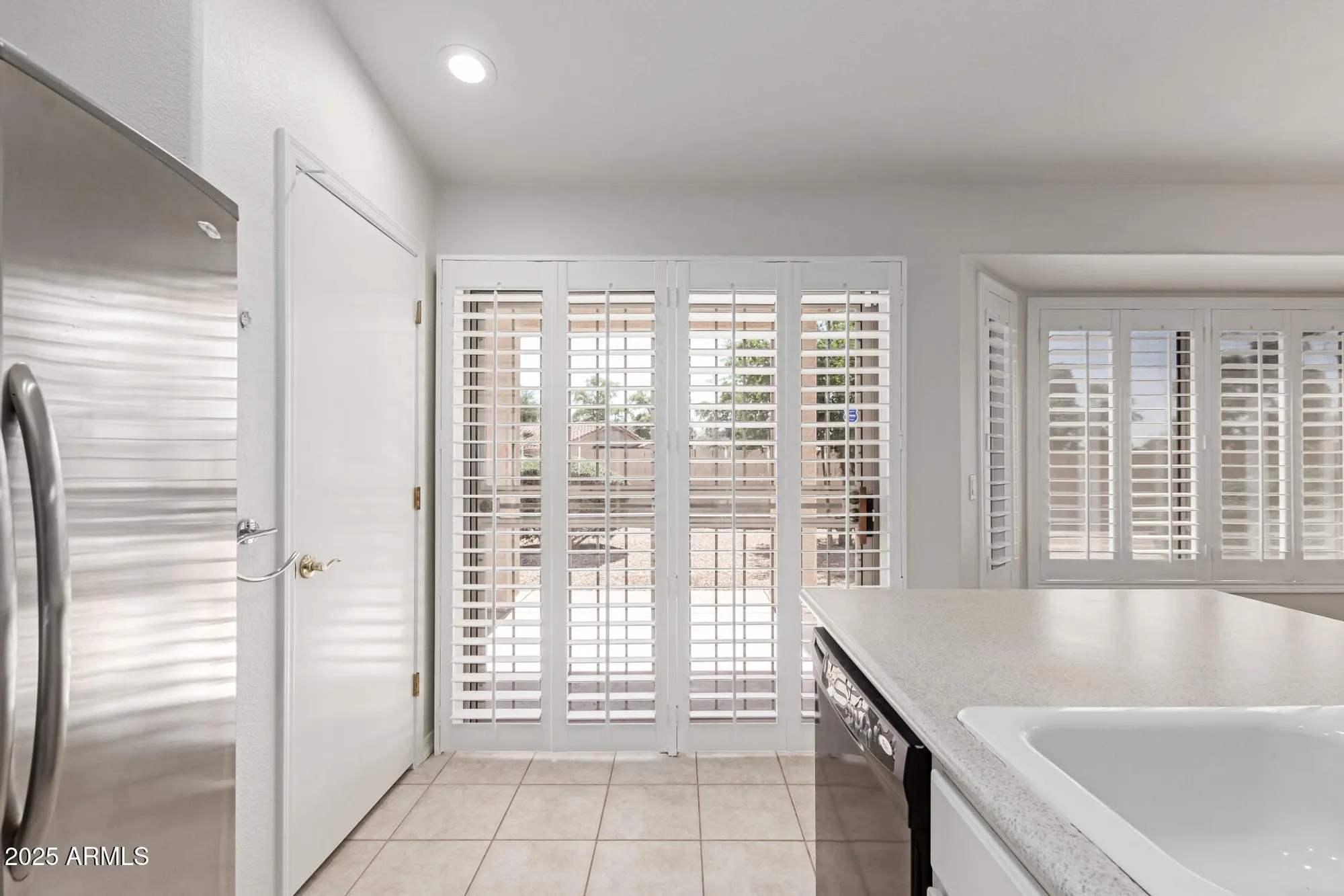 Property Slideshow image 18 of 47 | 4613 e walnut rd, Gilbert, AZ, 85298